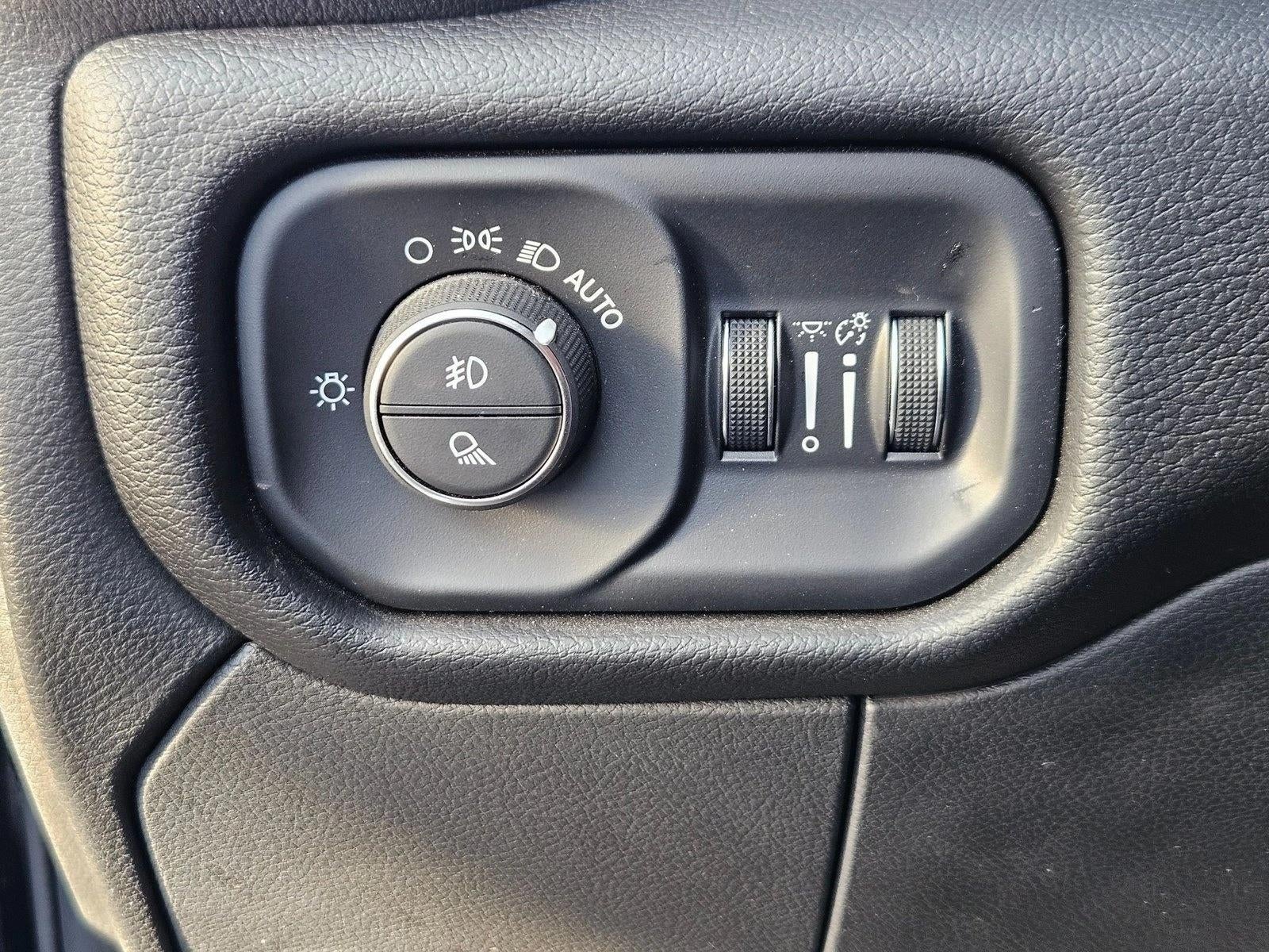 2024 RAM 3500 Laramie 4x4 Crew Cab 8' Box