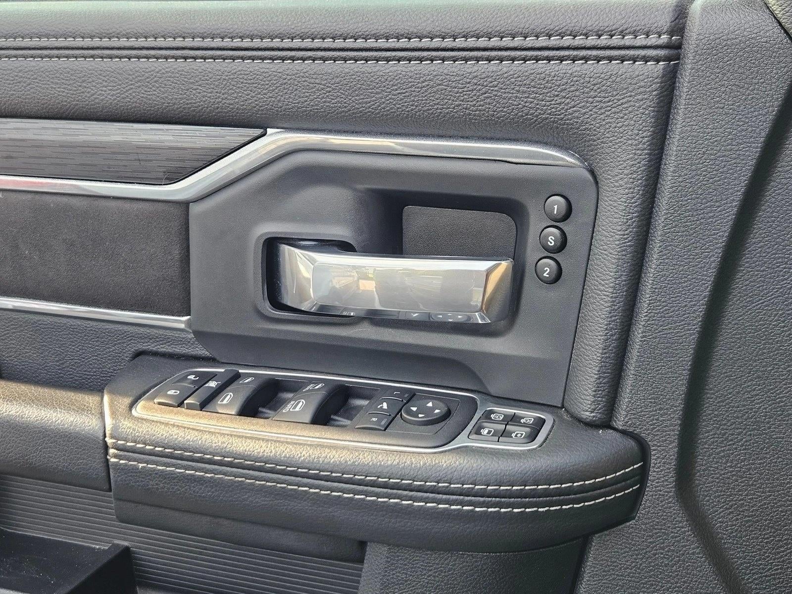 2024 RAM 3500 Laramie 4x4 Crew Cab 8' Box