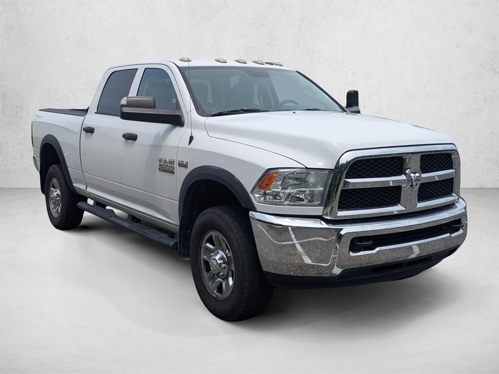 2018 RAM 2500 Tradesman 4x4 Crew Cab 6'4" Box