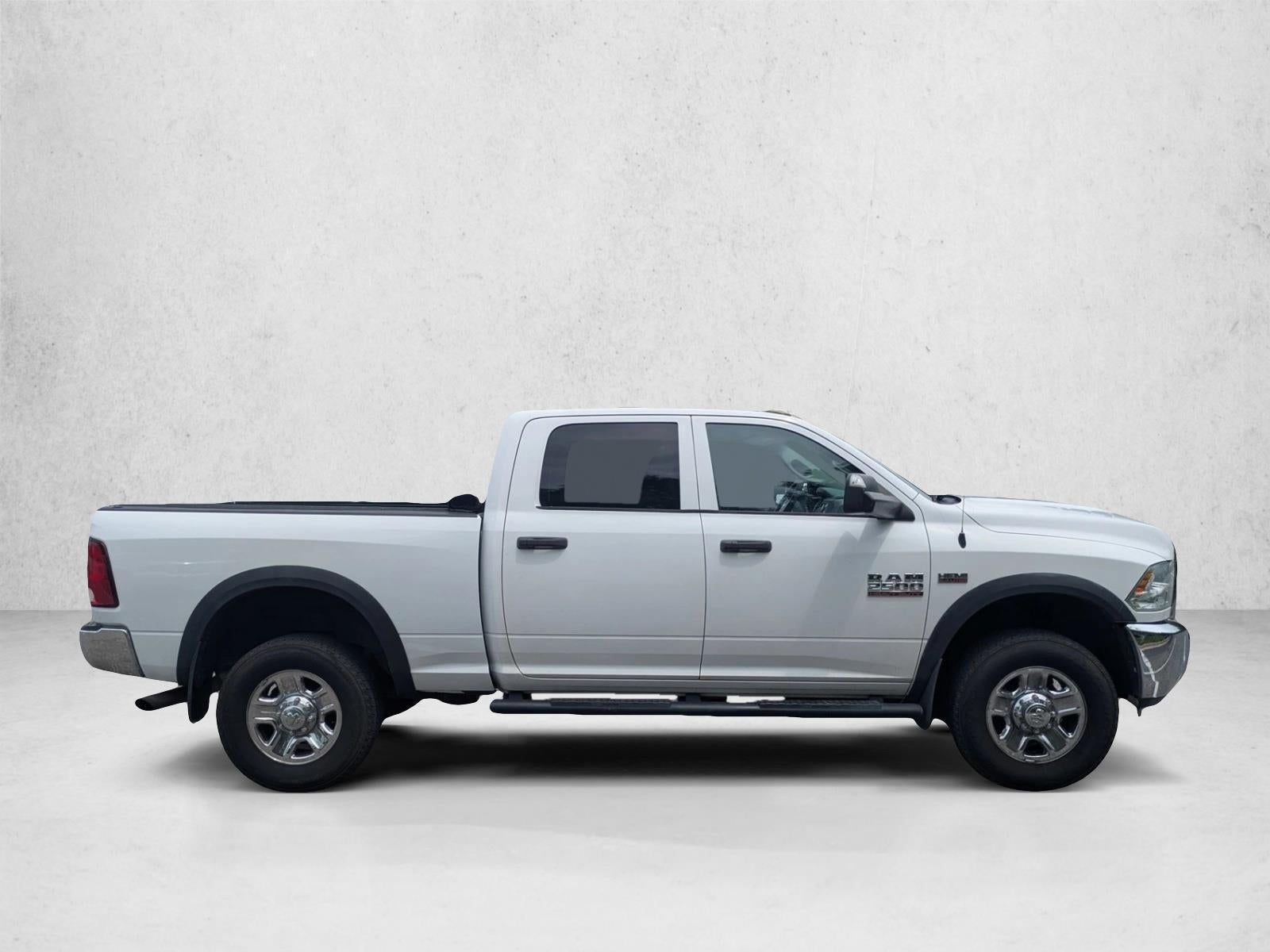 2018 RAM 2500 Tradesman 4x4 Crew Cab 6'4" Box