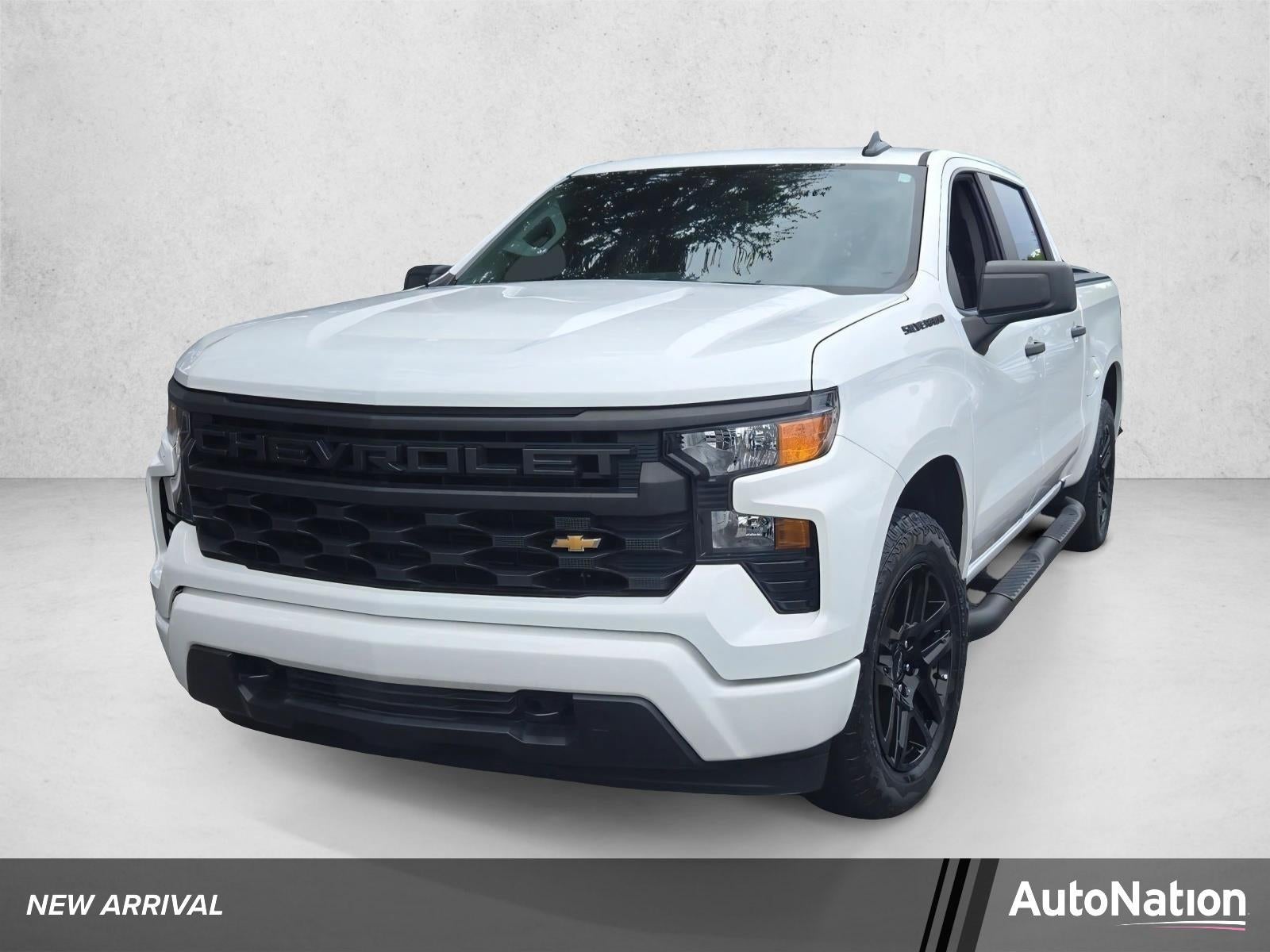 2024 Chevrolet Silverado 1500 Crew Cab Short Box 2-Wheel Drive Custom