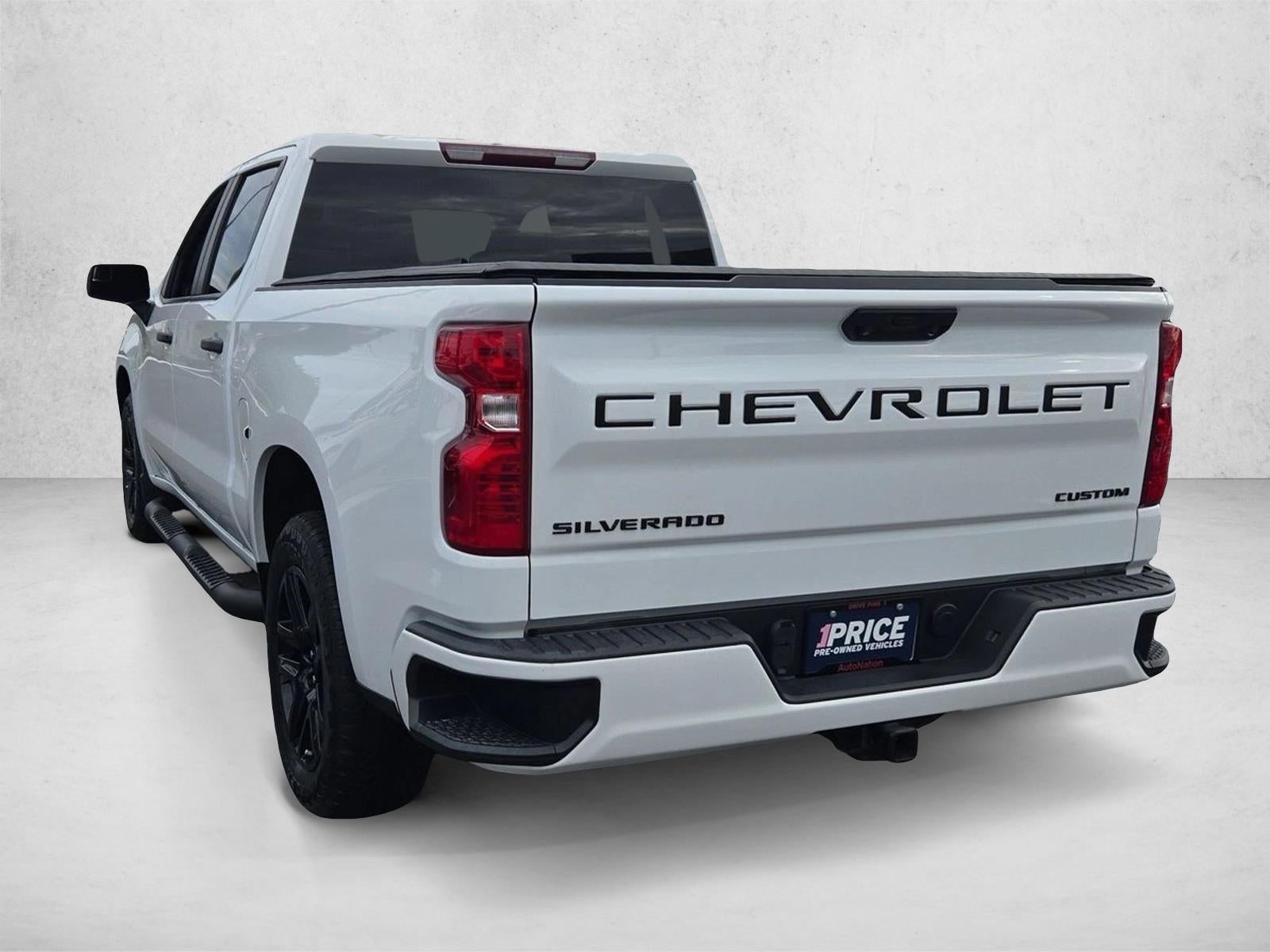 2024 Chevrolet Silverado 1500 Crew Cab Short Box 2-Wheel Drive Custom