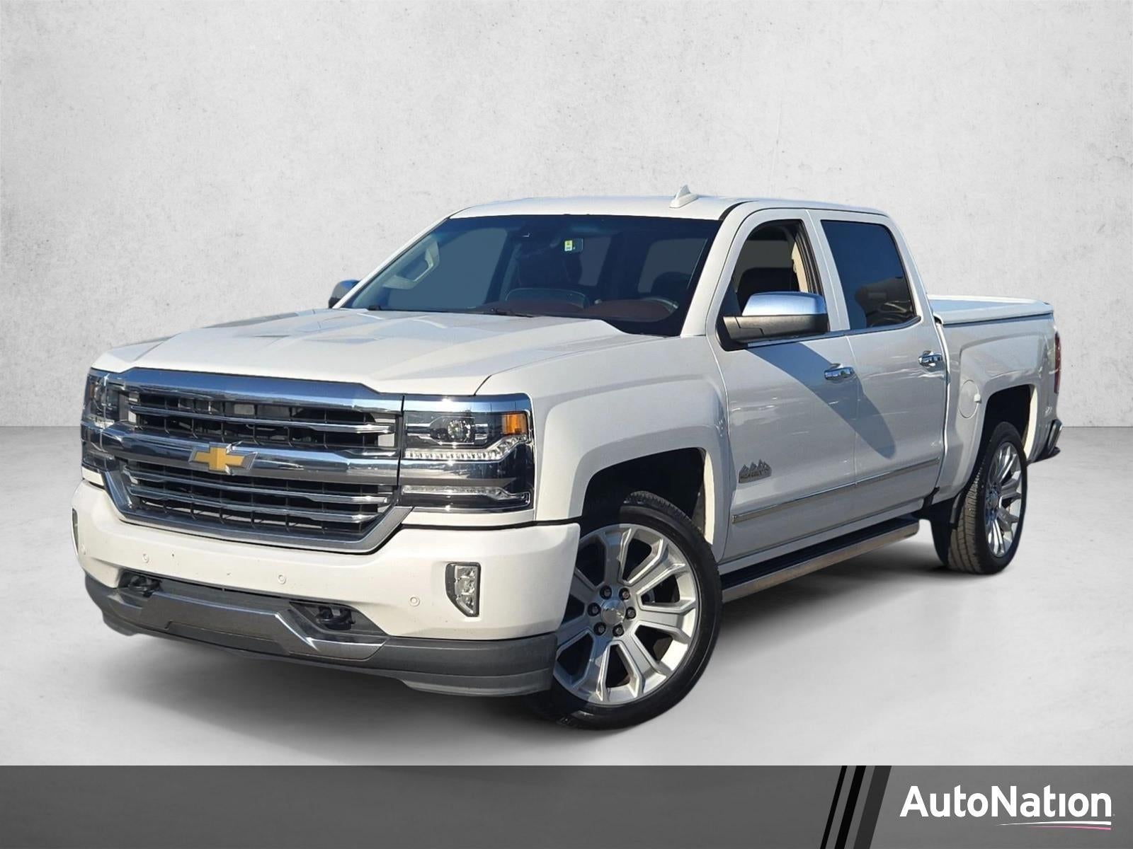 2017 Chevrolet Silverado 1500 Crew Cab Short Box 2-Wheel Drive High Country