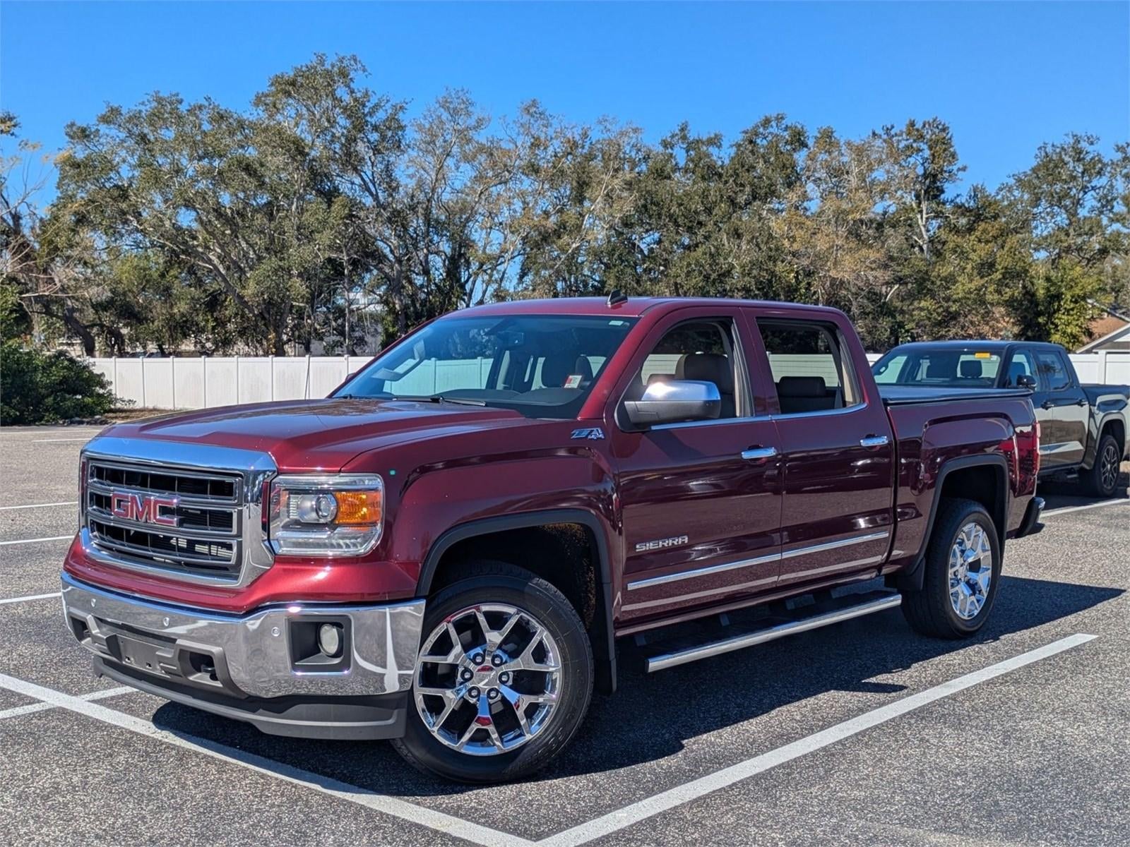 2014 GMC Sierra 1500 Crew Cab Short Box 4-Wheel Drive SLT