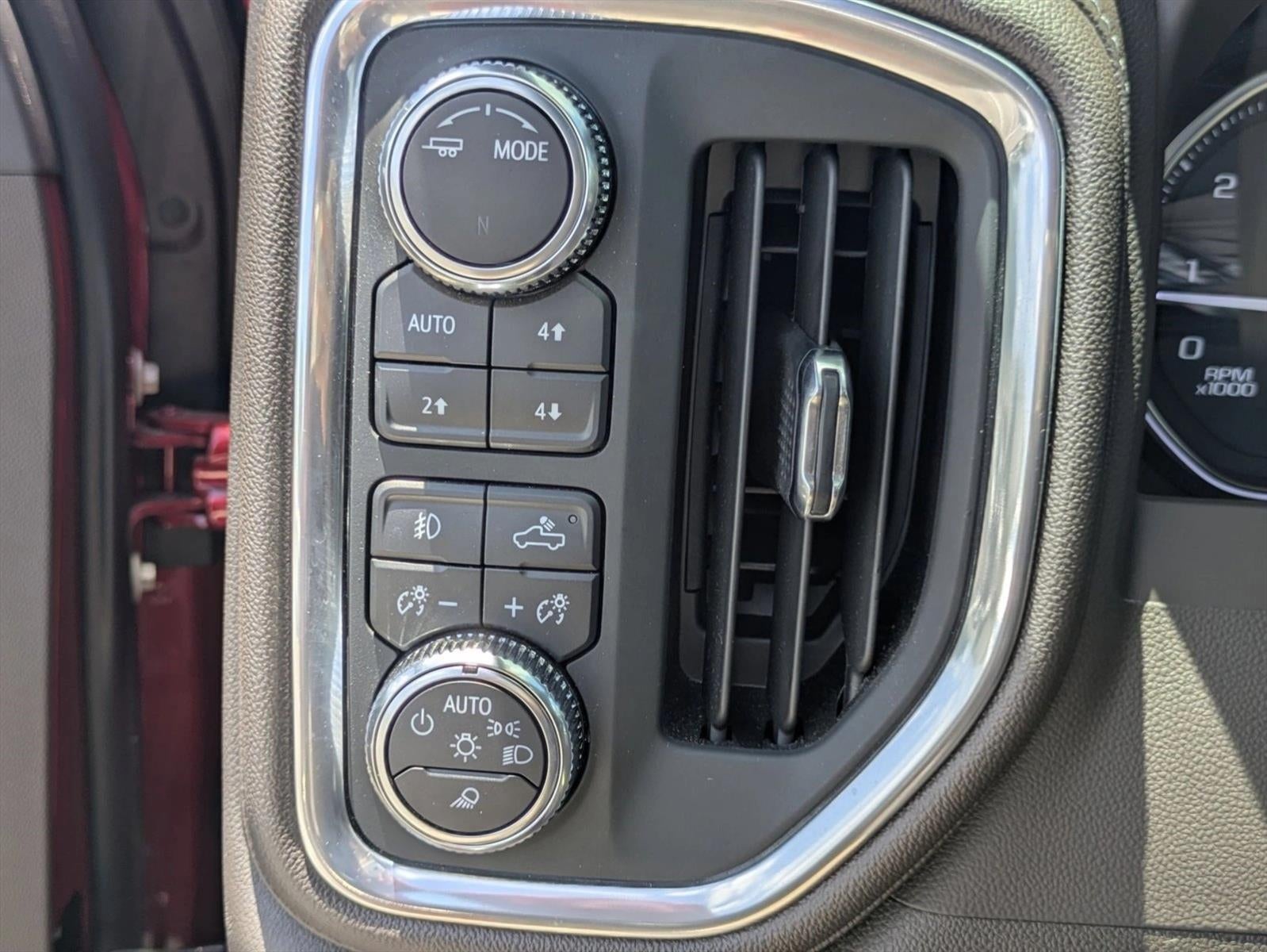 2022 GMC Sierra 1500 Limited Crew Cab Short Box 4-Wheel Drive SLT