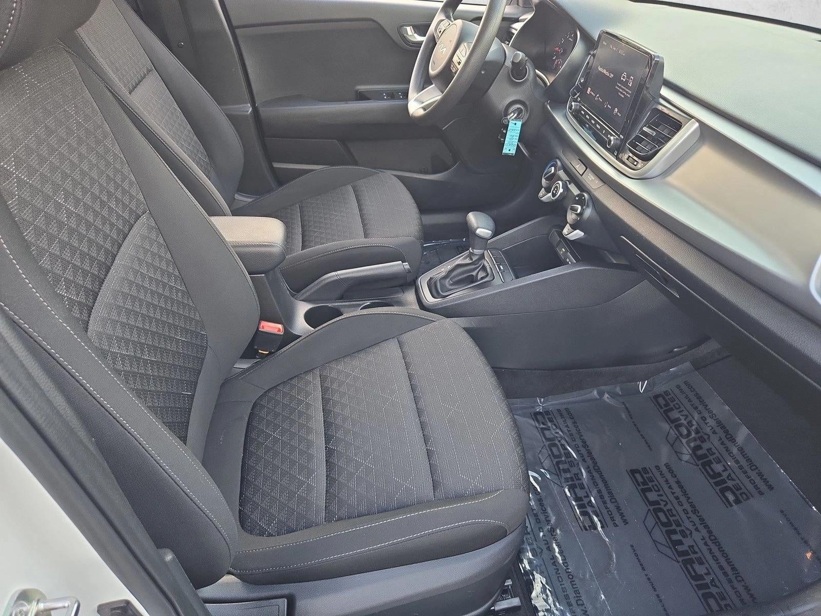 2023 Kia Rio 5-Door S IVT