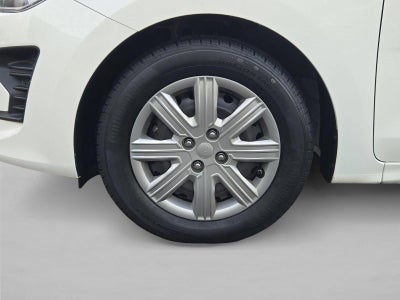2023 Kia Rio 5-Door S IVT