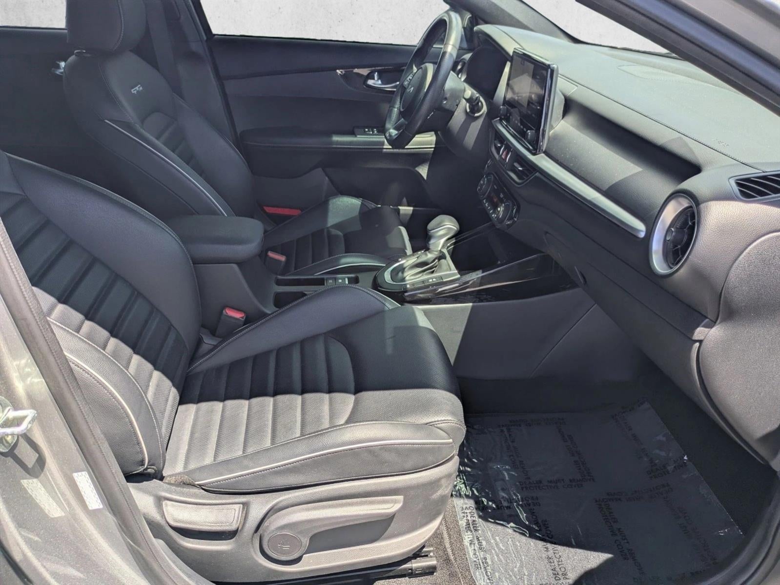 2022 Kia Forte GT-Line IVT