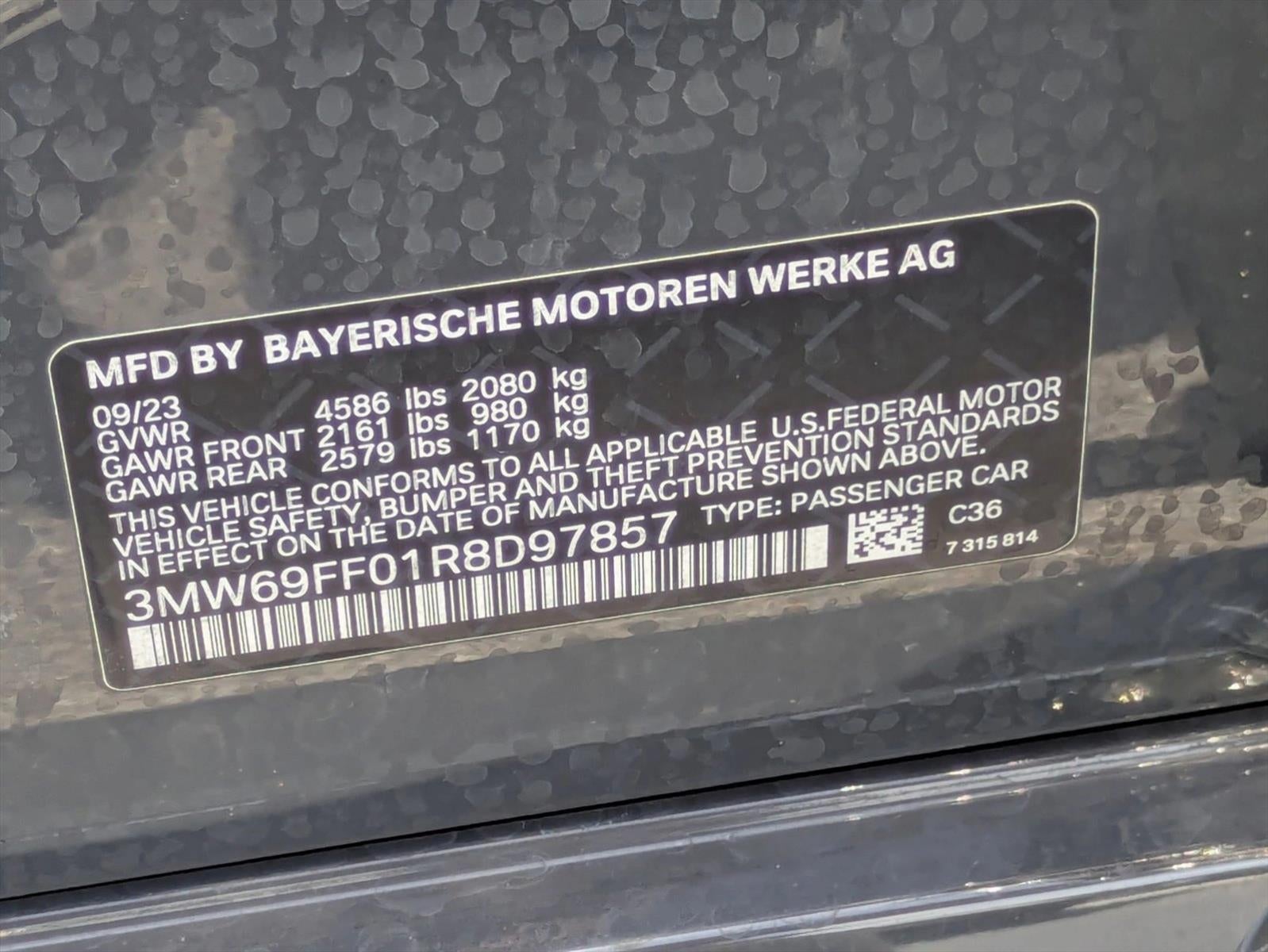 2024 BMW 330i Sedan