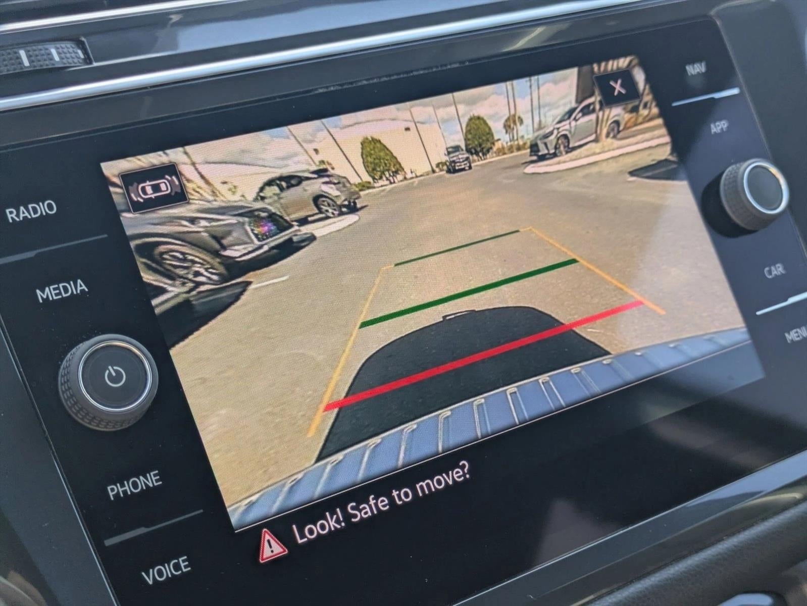 2022 Volkswagen Tiguan 2.0T SEL R-Line 4MOTION