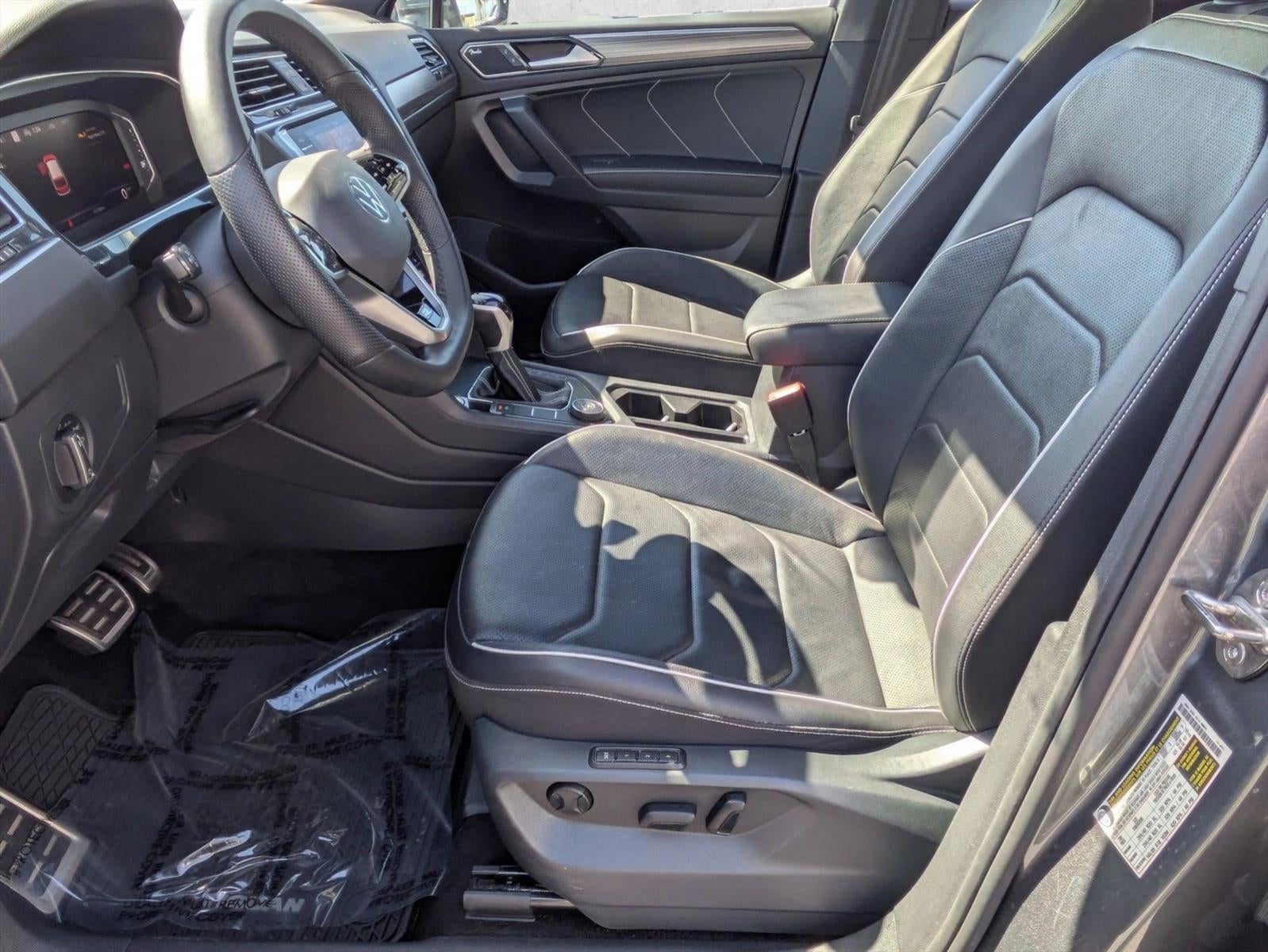 2022 Volkswagen Tiguan 2.0T SEL R-Line 4MOTION