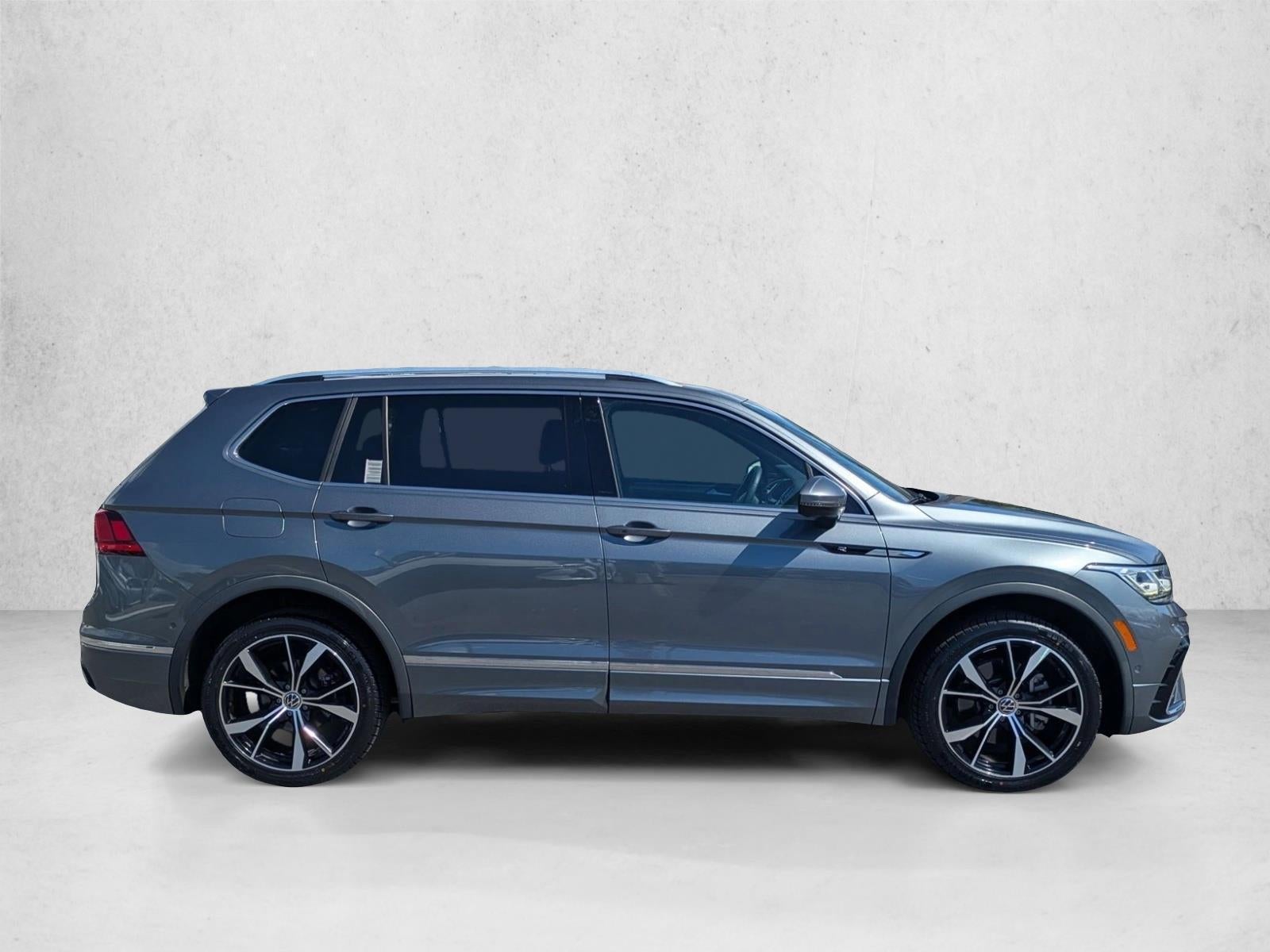 2022 Volkswagen Tiguan 2.0T SEL R-Line 4MOTION