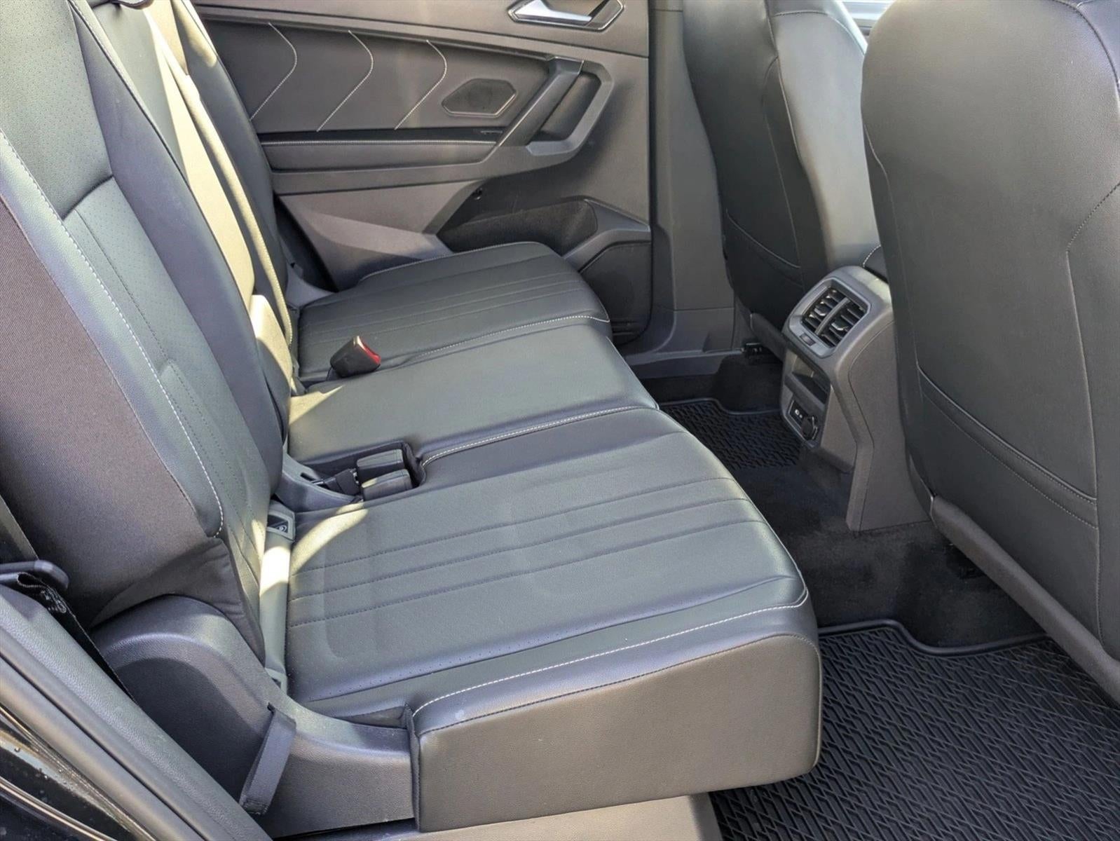 2023 Volkswagen Tiguan 2.0T SE R-Line Black FWD