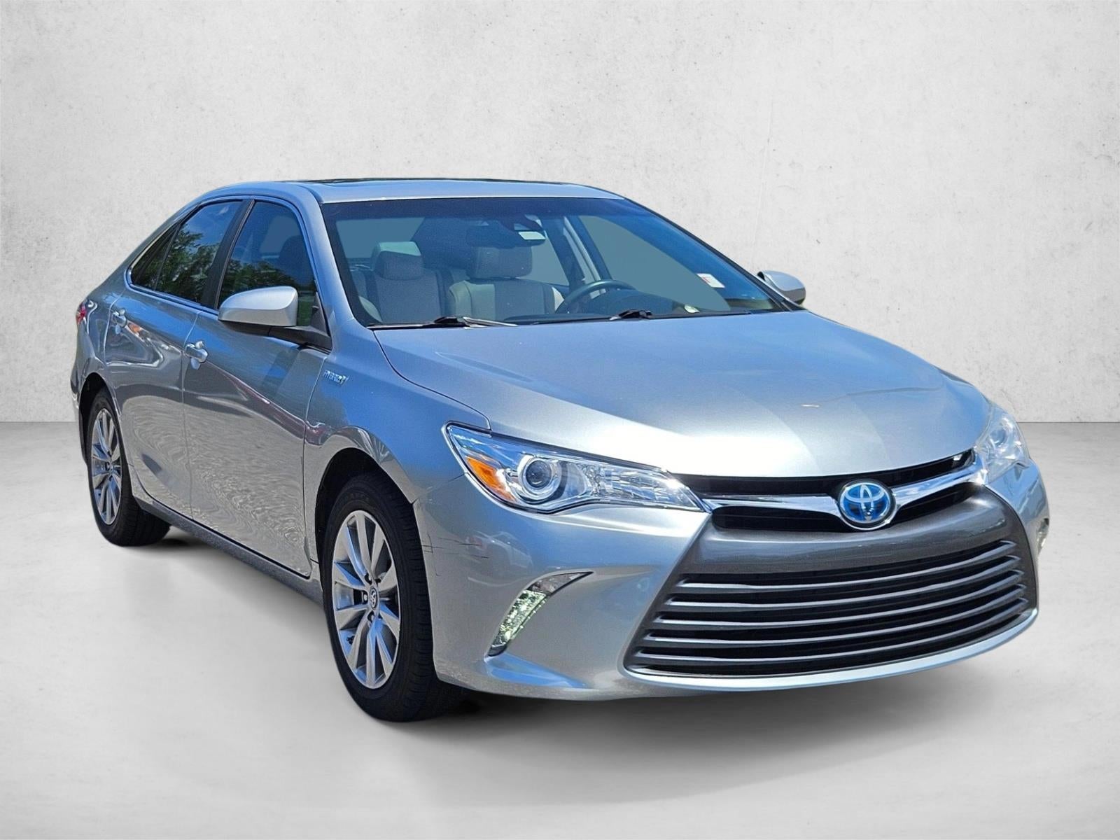2017 Toyota Camry Hybrid XLE CVT (Natl)
