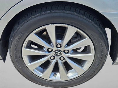 2017 Toyota Camry Hybrid XLE CVT (Natl)