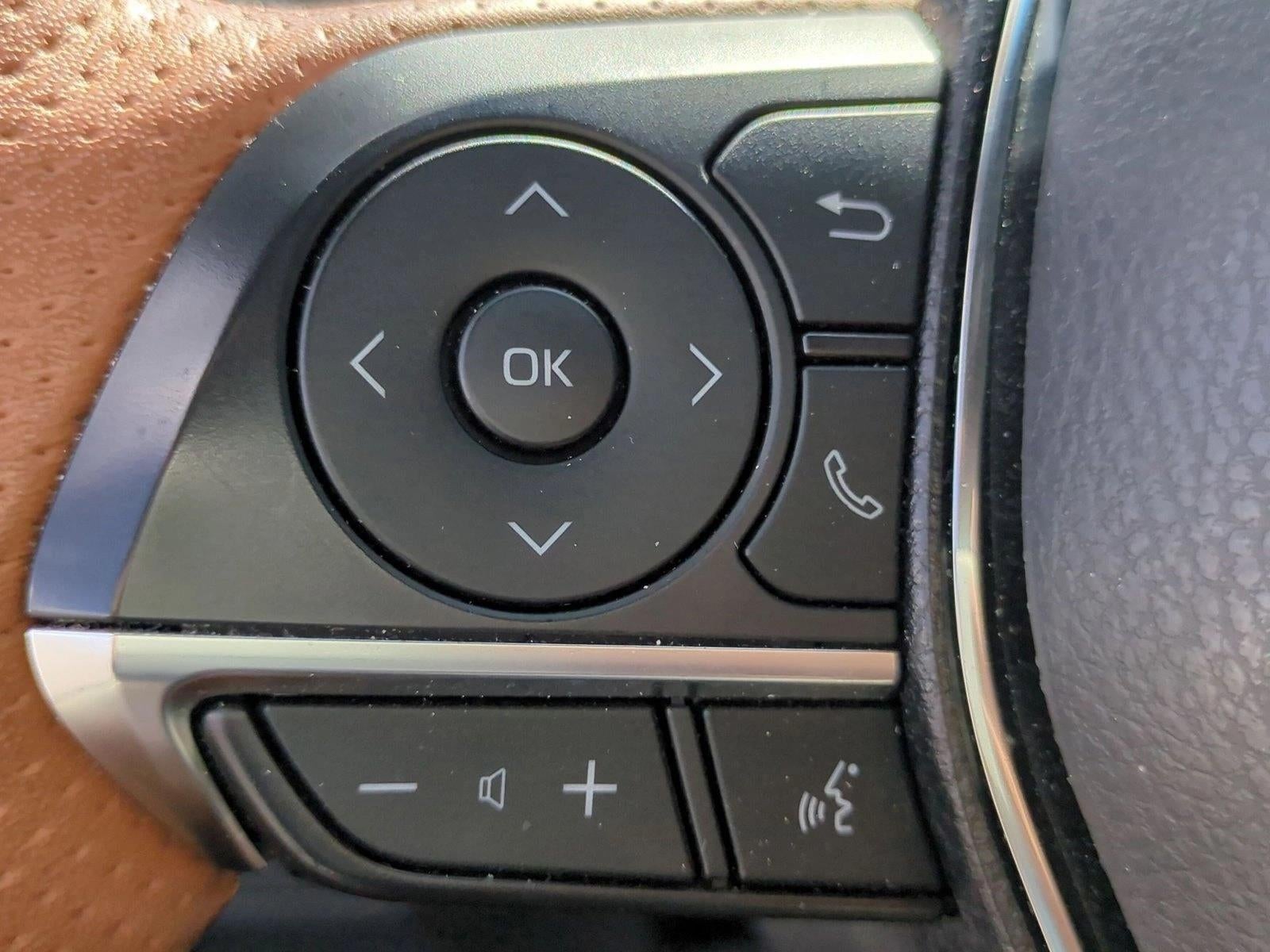 2020 Toyota Avalon Hybrid Limited (Natl)