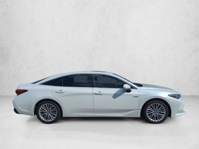 2020 Toyota Avalon Hybrid Limited (Natl)