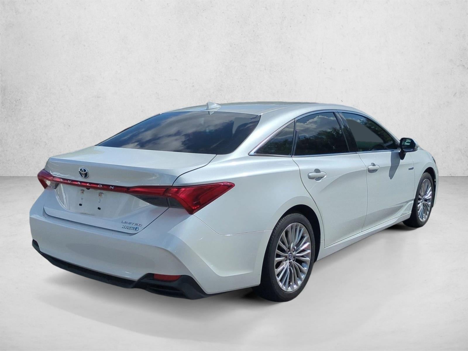 2020 Toyota Avalon Hybrid Limited (Natl)