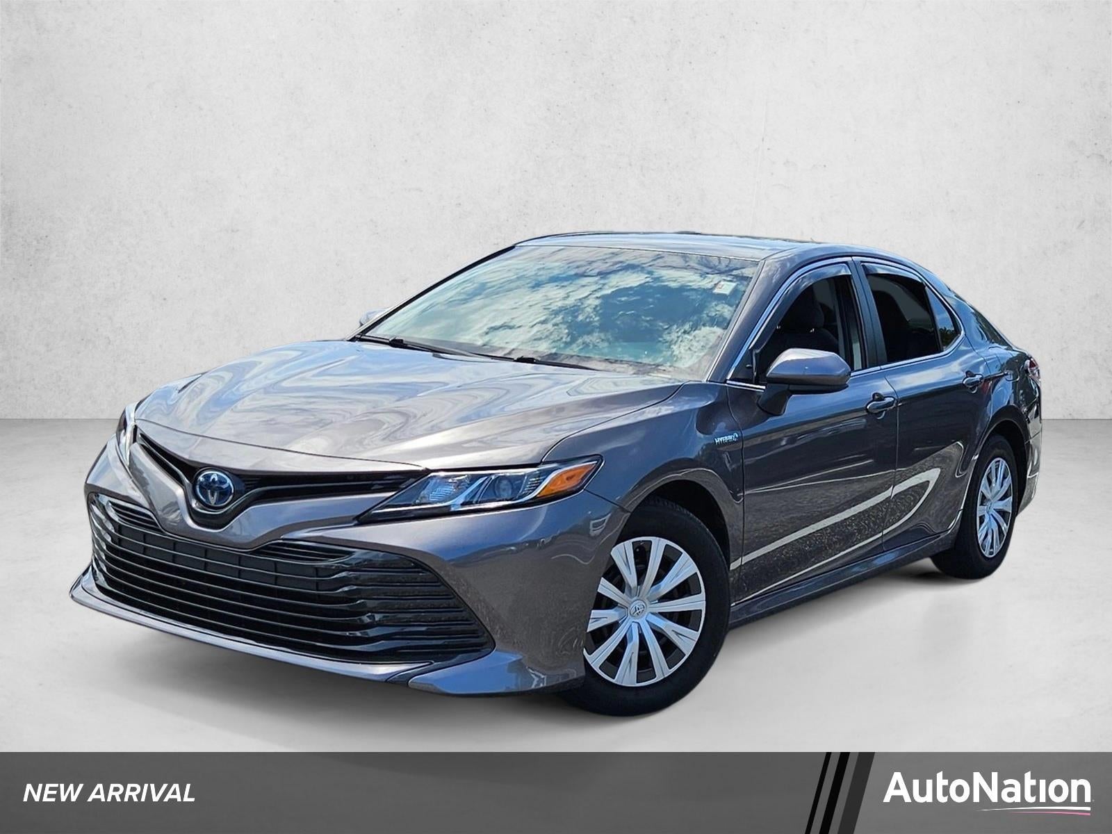 2020 Toyota Camry Hybrid LE CVT (Natl)