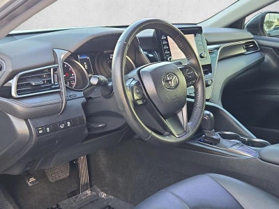 2023 Toyota Camry SE Auto (SE)