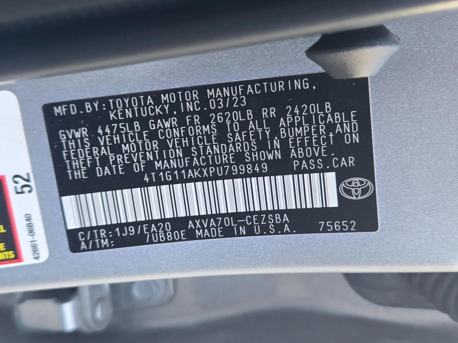 2023 Toyota Camry SE Auto (SE)