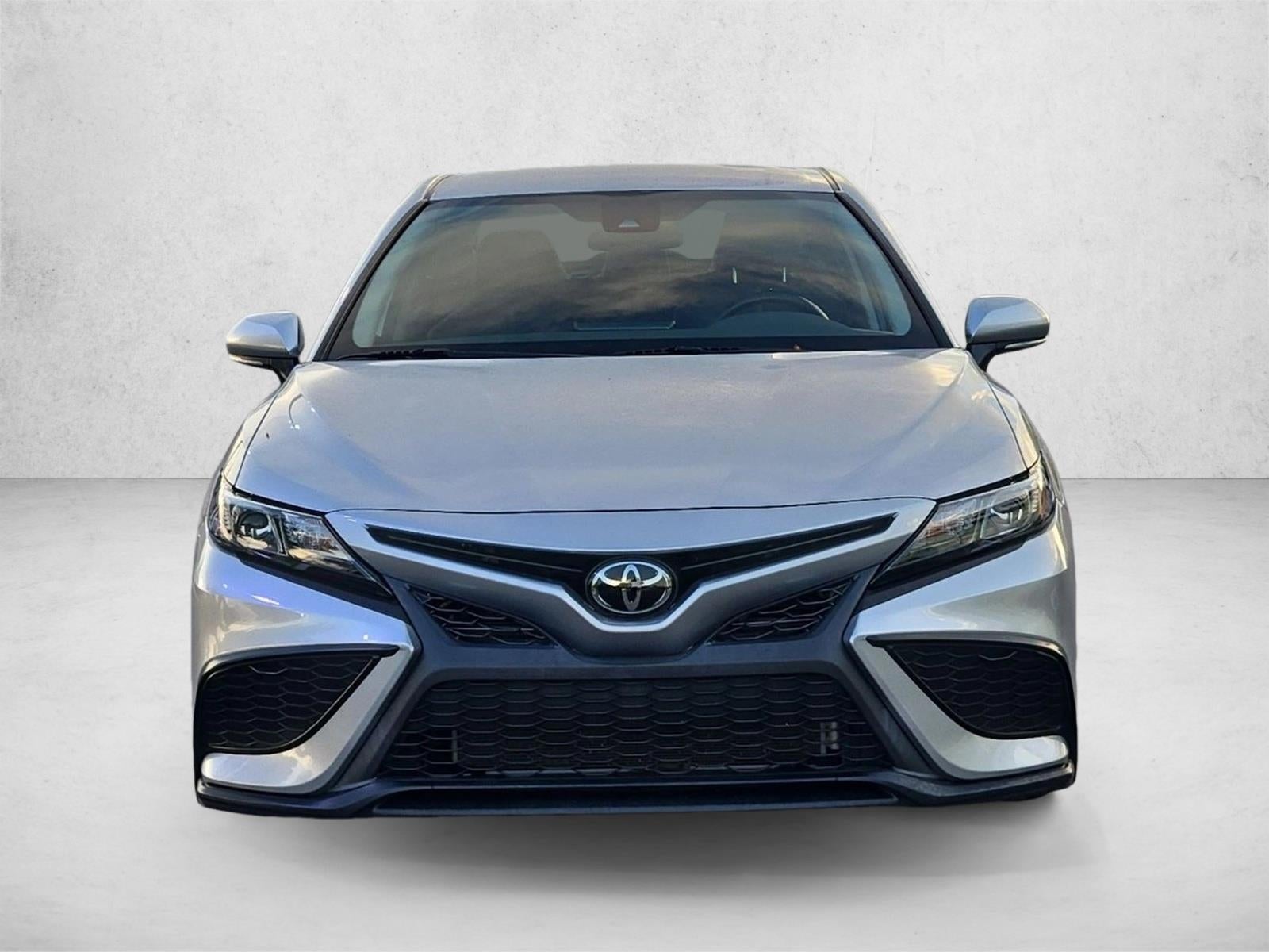 2023 Toyota Camry SE Auto (SE)