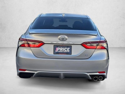 2023 Toyota Camry SE Auto (SE)