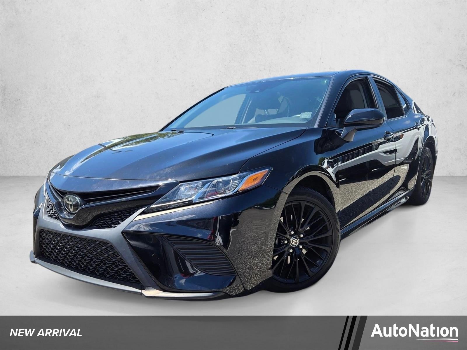 2020 Toyota Camry SE Nightshade Auto AWD (Natl)