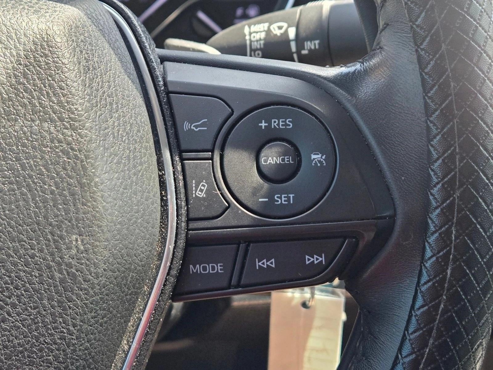 2020 Toyota Camry SE Nightshade Auto AWD (Natl)