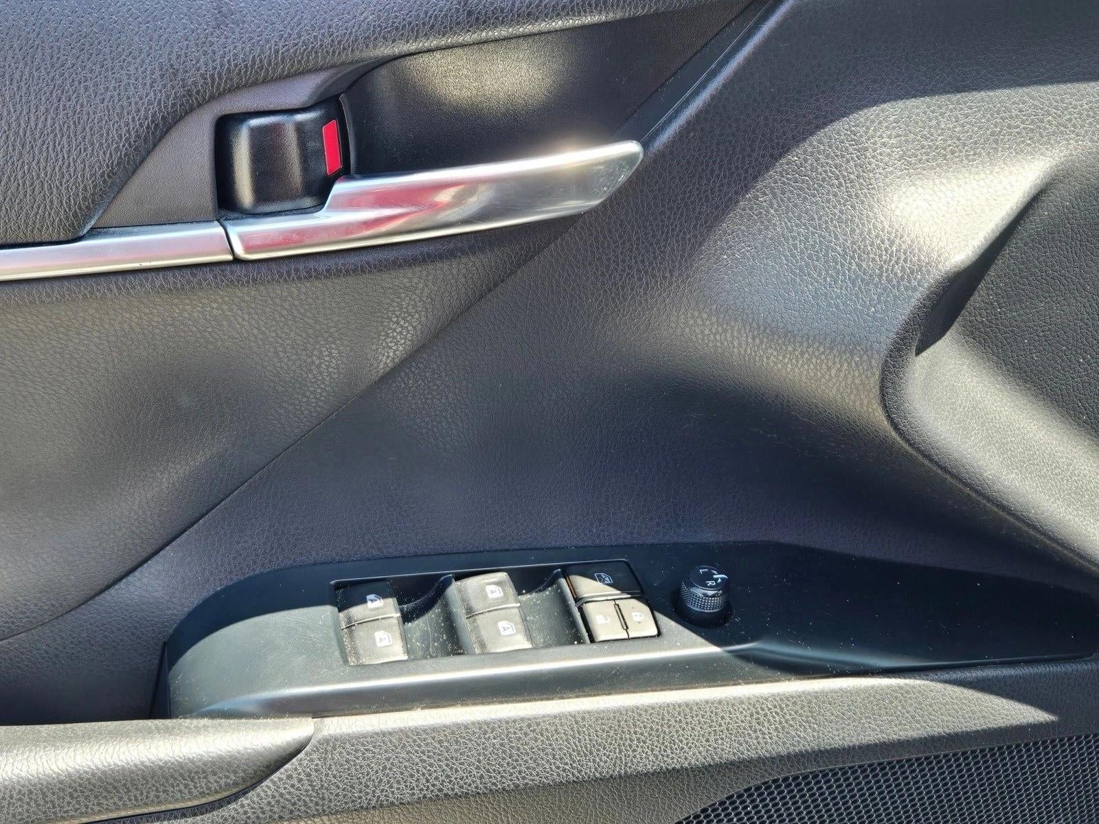 2020 Toyota Camry SE Nightshade Auto AWD (Natl)