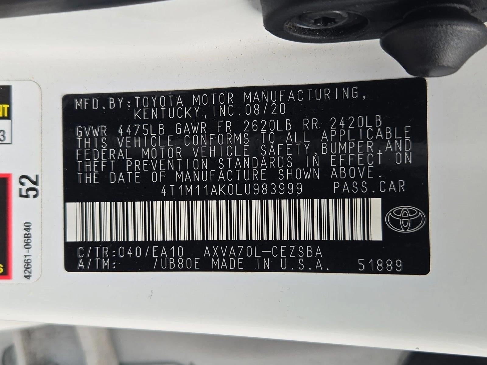 2020 Toyota Camry SE Auto (SE)