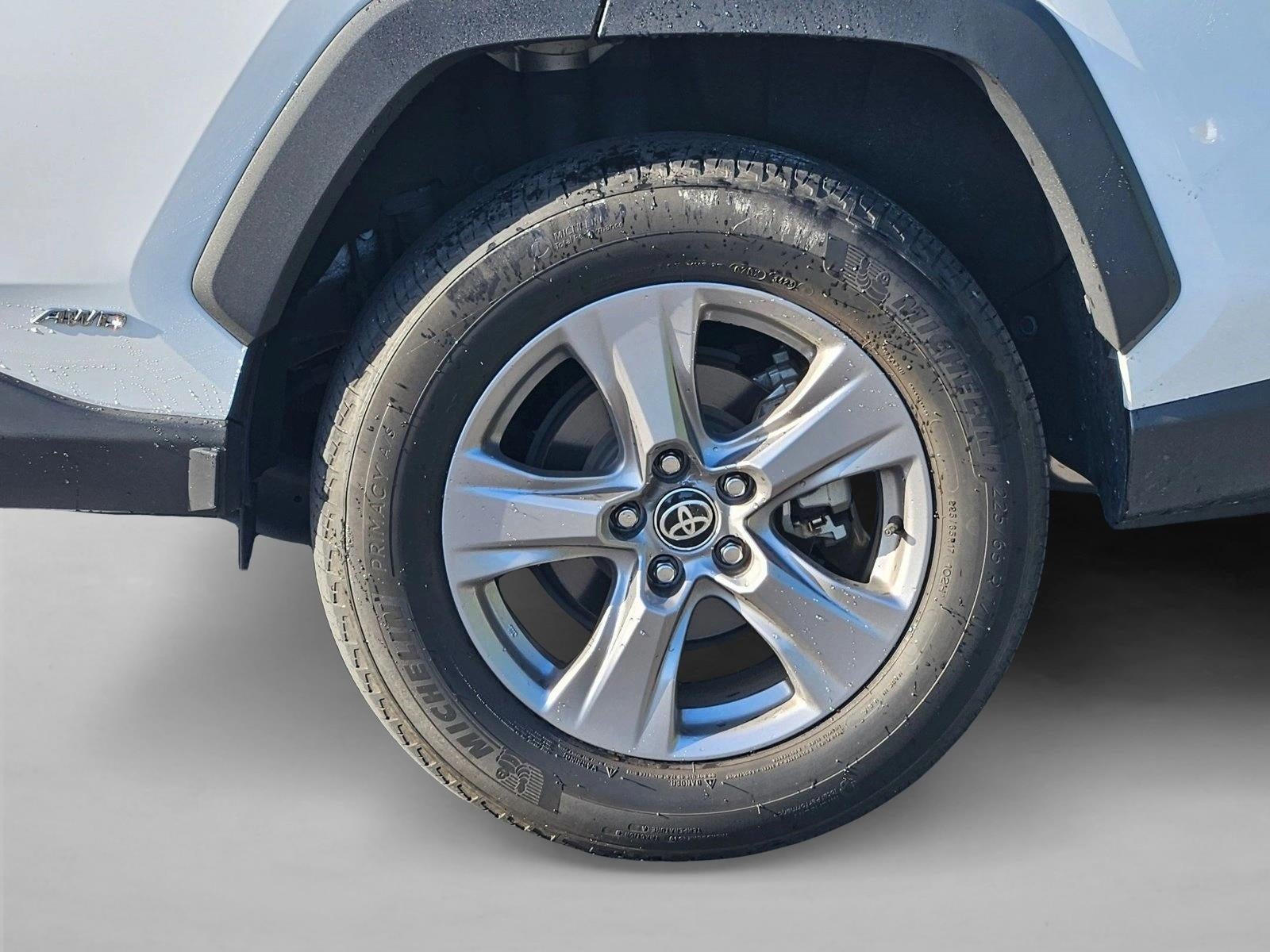 2023 Toyota RAV4 Hybrid XLE AWD (Natl)