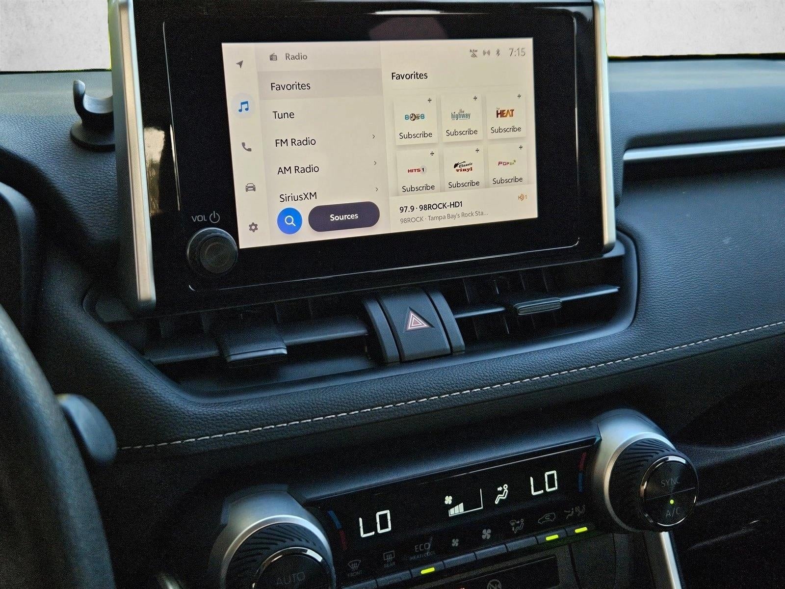 2023 Toyota RAV4 Hybrid XLE AWD (Natl)