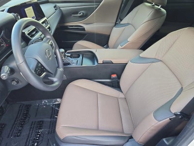2025 Lexus ES 300h FWD