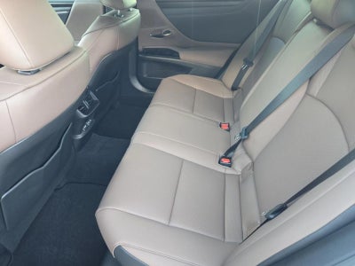 2025 Lexus ES 300h FWD