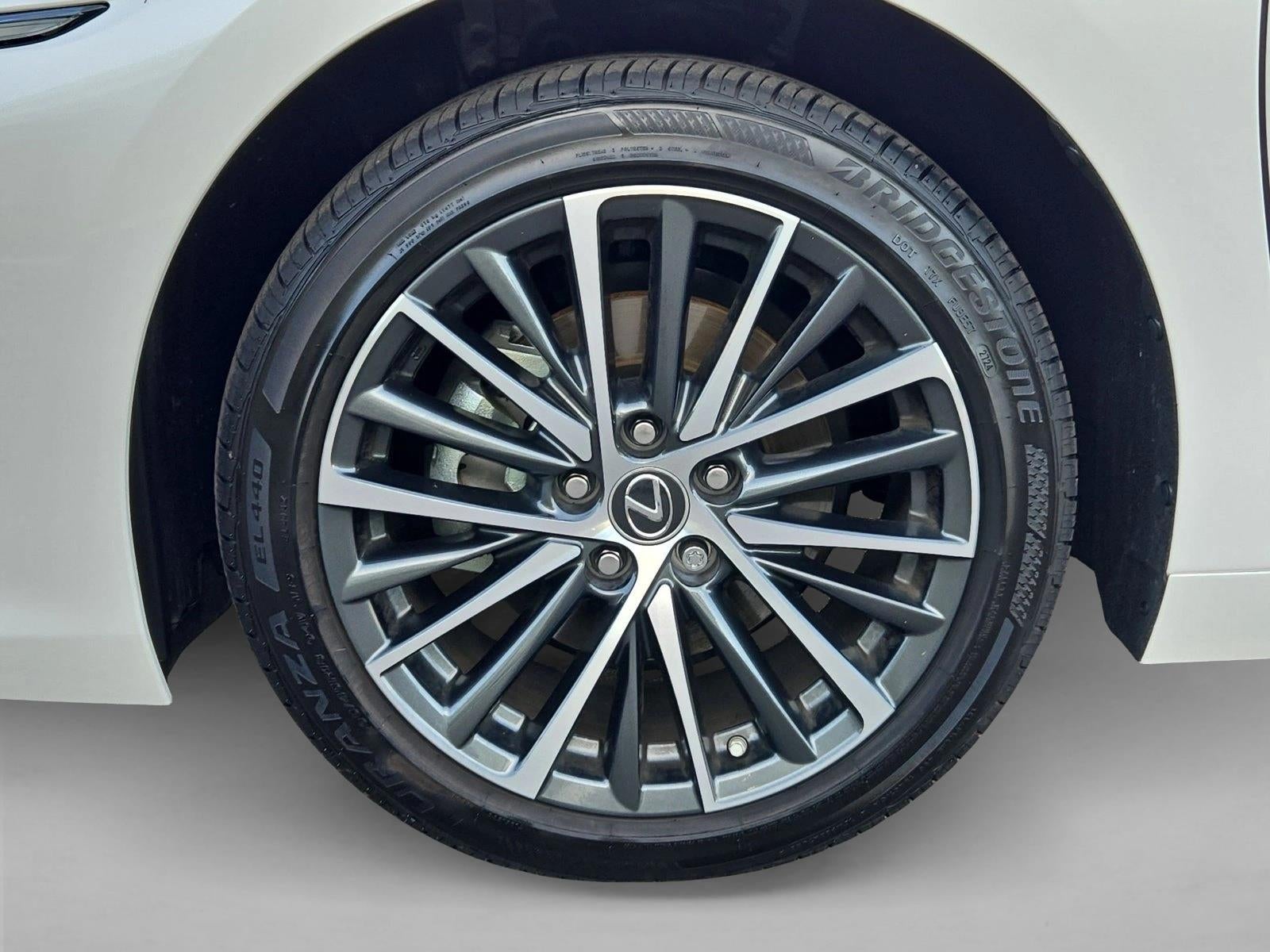 2025 Lexus ES 300h FWD