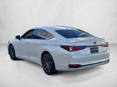 2025 Lexus ES 300h FWD