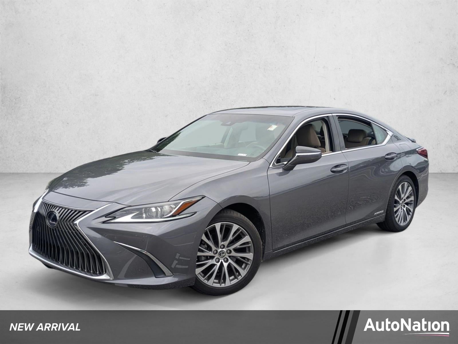 2021 Lexus ES 300h FWD