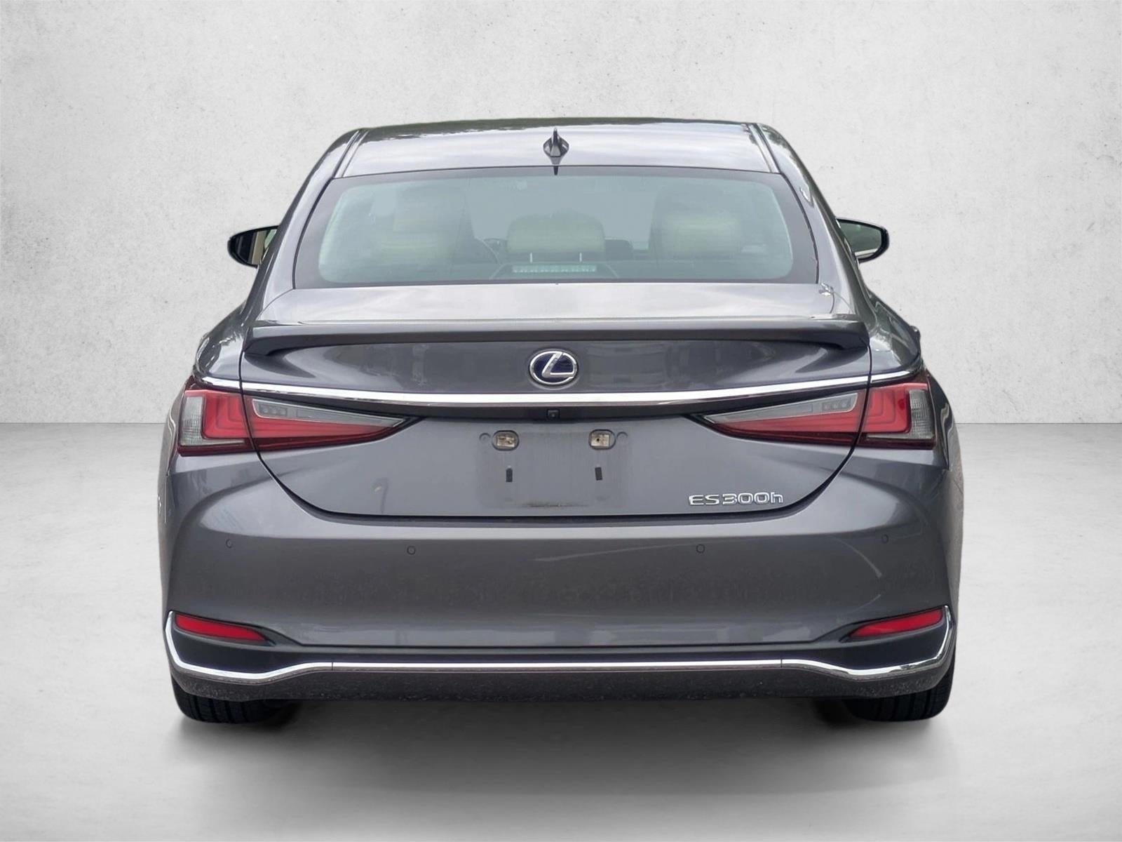 2021 Lexus ES 300h FWD