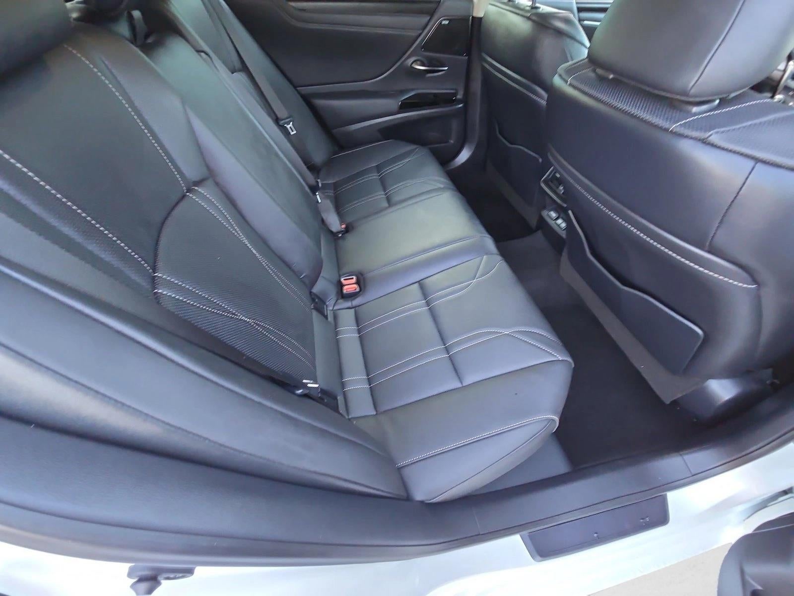 2024 Lexus ES 300h Ultra Luxury FWD