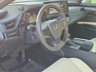 2022 Lexus ES 300h Ultra Luxury FWD