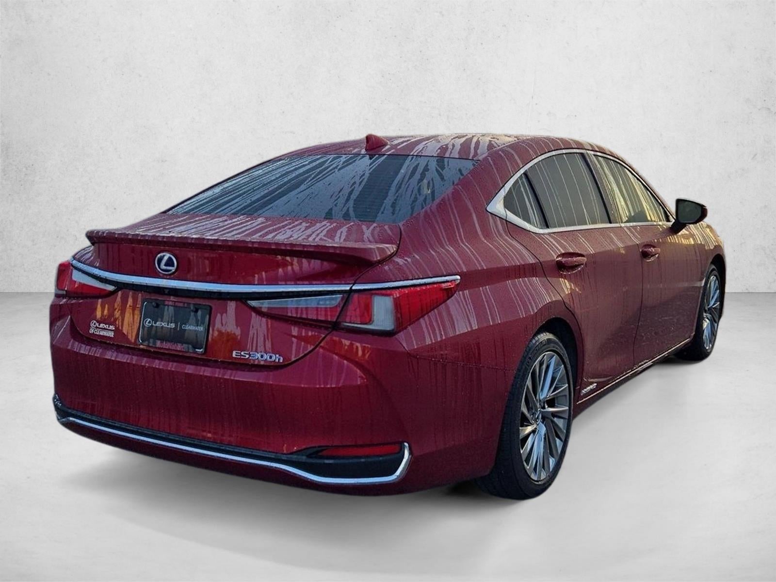 2022 Lexus ES 300h Ultra Luxury FWD