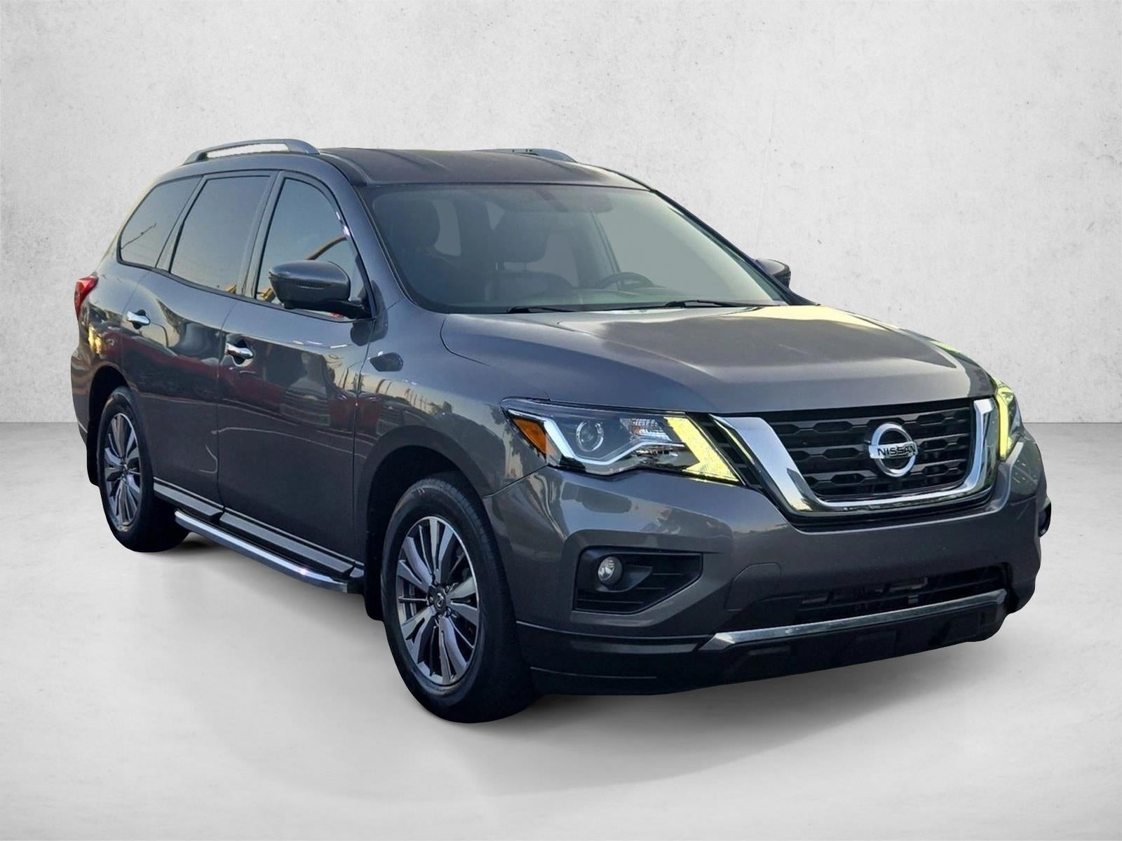 2019 Nissan Pathfinder FWD SL