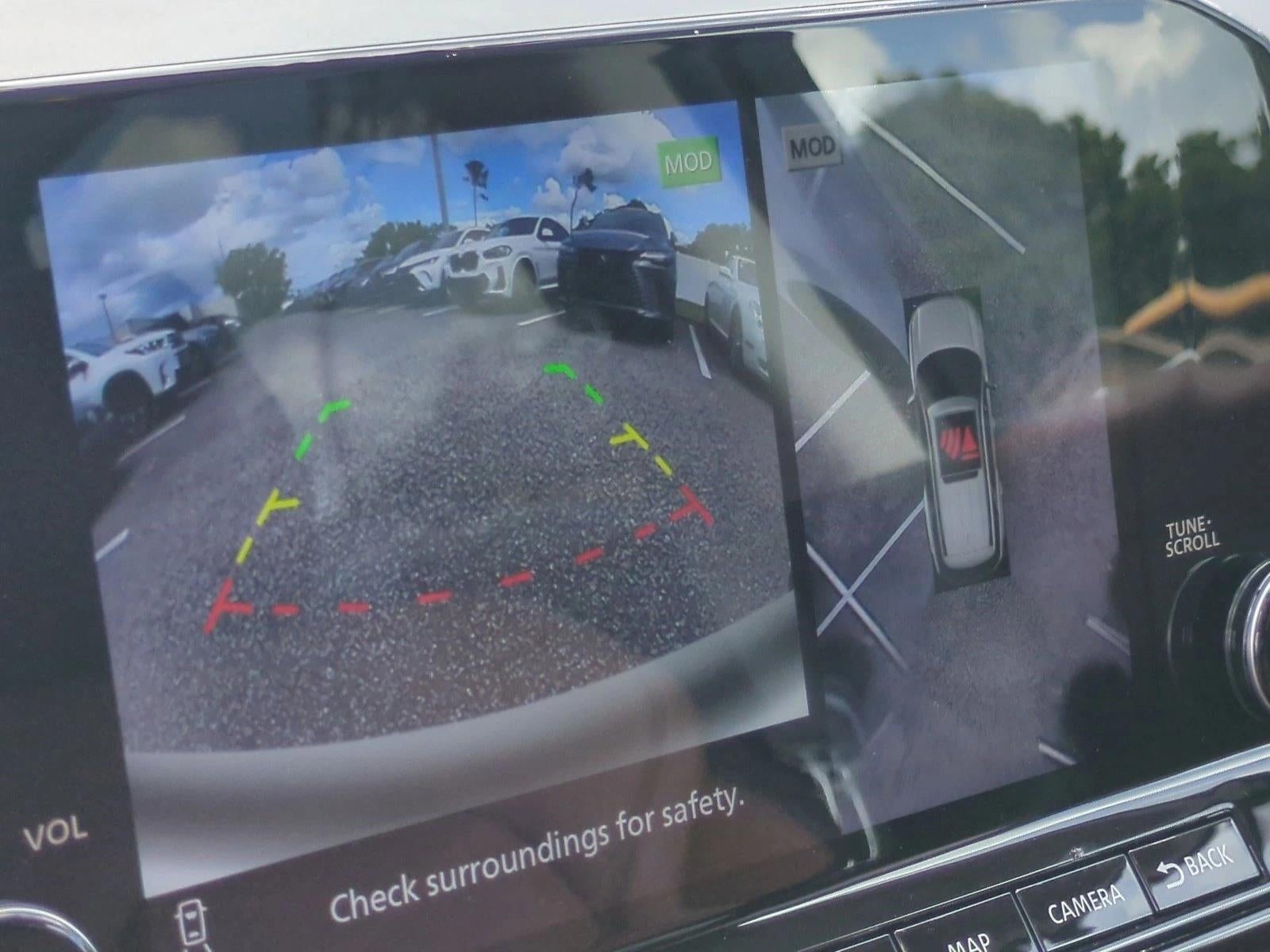 2024 Nissan Pathfinder Platinum 2WD