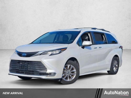 2022 Toyota Sienna XLE AWD 7-Passenger (Natl)