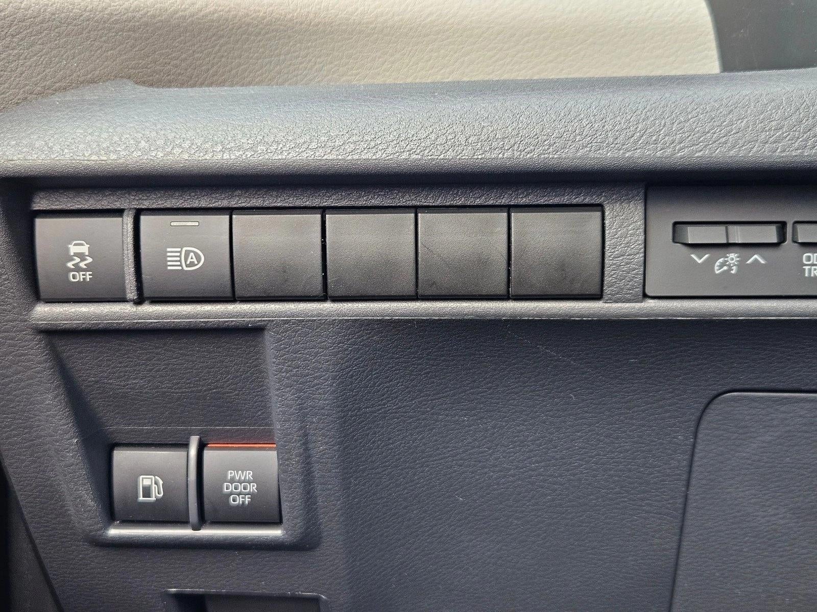 2022 Toyota Sienna XLE AWD 7-Passenger (Natl)
