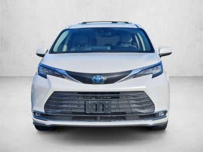 2022 Toyota Sienna XLE AWD 7-Passenger (Natl)