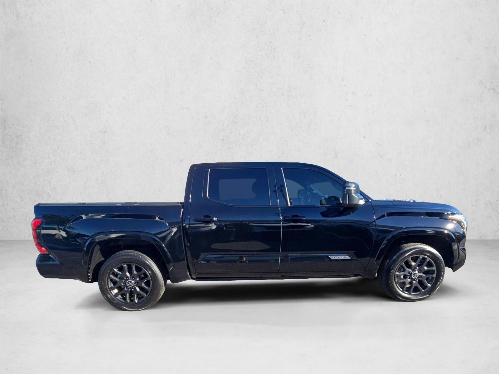 2024 Toyota Tundra 4WD 4WD Platinum Hybrid CrewMax 5.5' Bed (Natl)