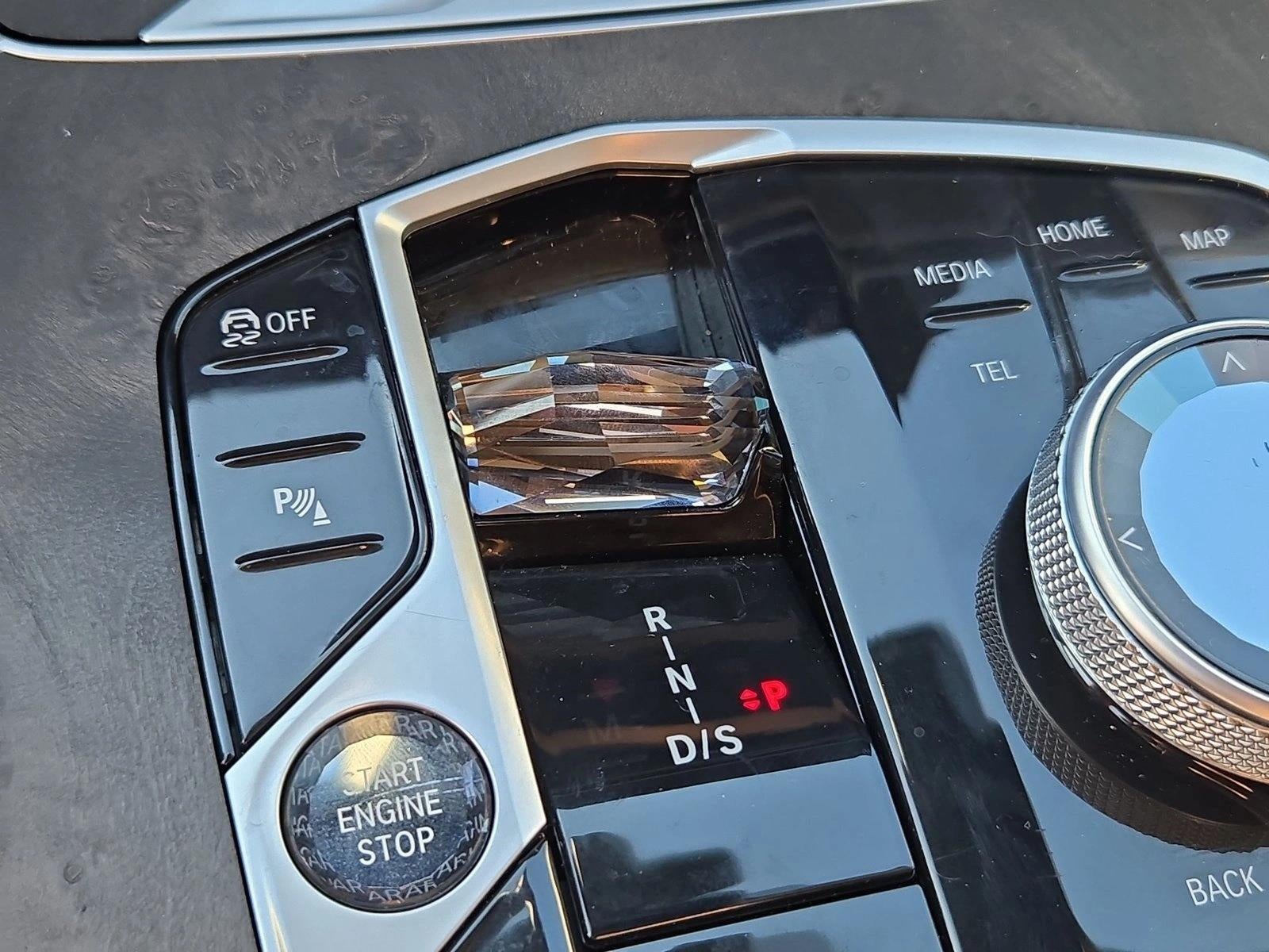 2025 BMW X7 xDrive40i Sports Activity Vehicle
