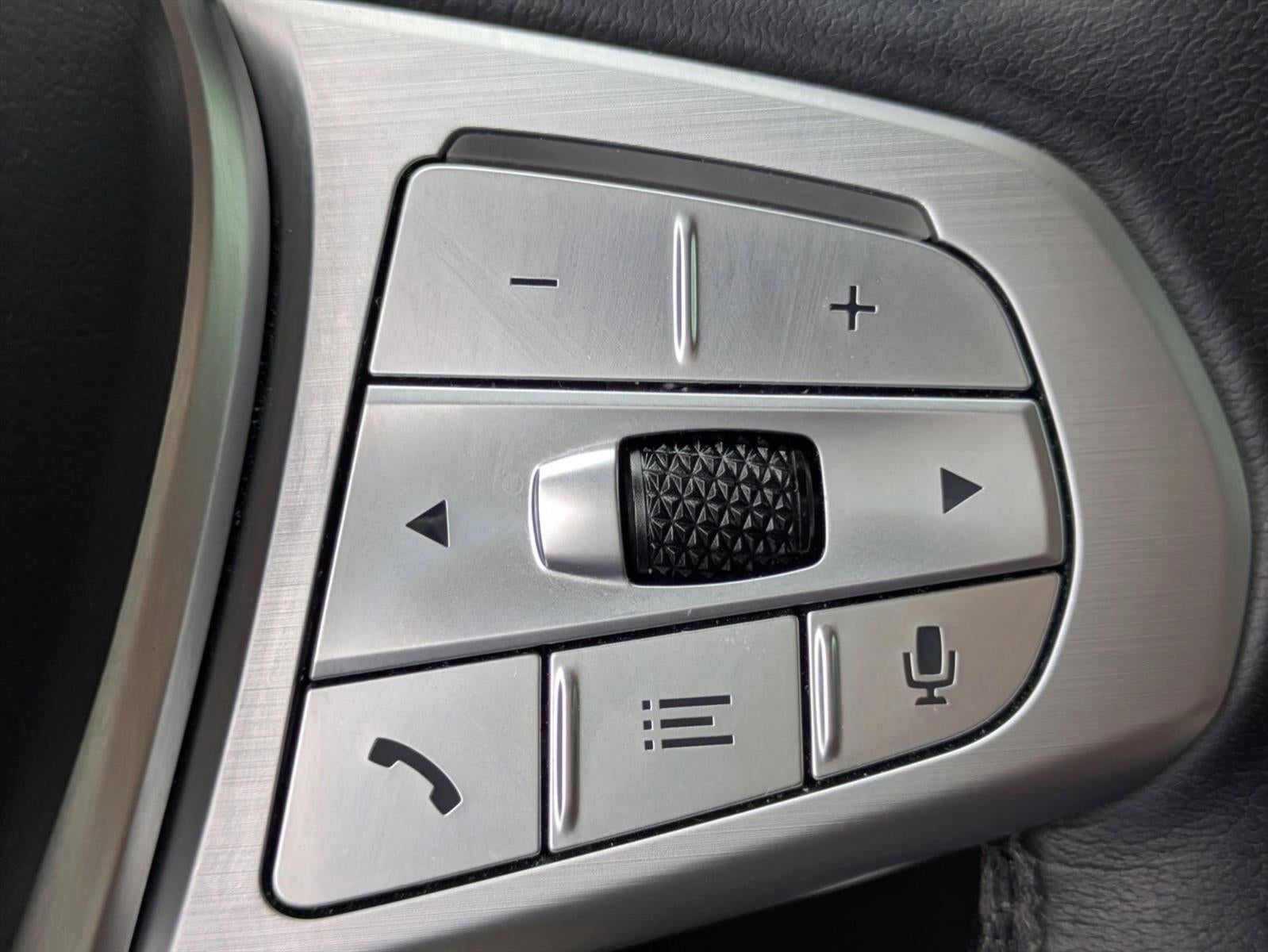 2022 BMW X7 xDrive40i Sports Activity Vehicle